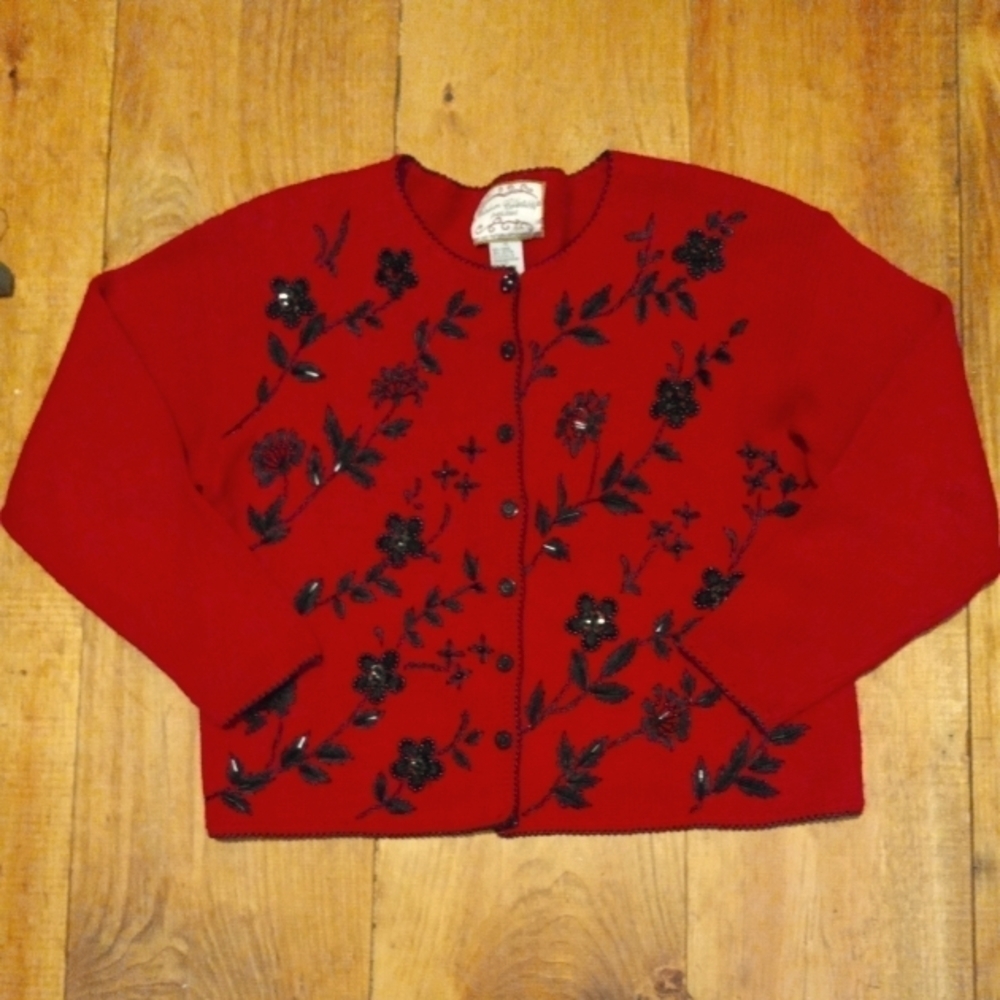Vintage 1998 Heirloom Collectibles Women's Red Black Embroidered Sweater…